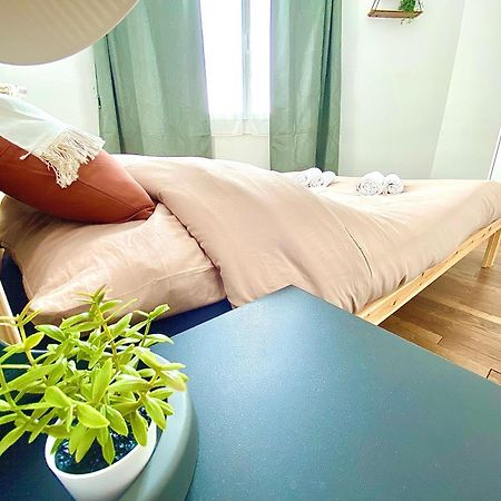Le Chinchauvaud, Spacieux Avec Balcon 里摩日 外观 照片